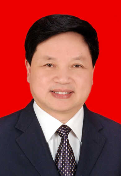 我为劳动者点赞之李江福:凭良心筑起千栋“诚信大厦”